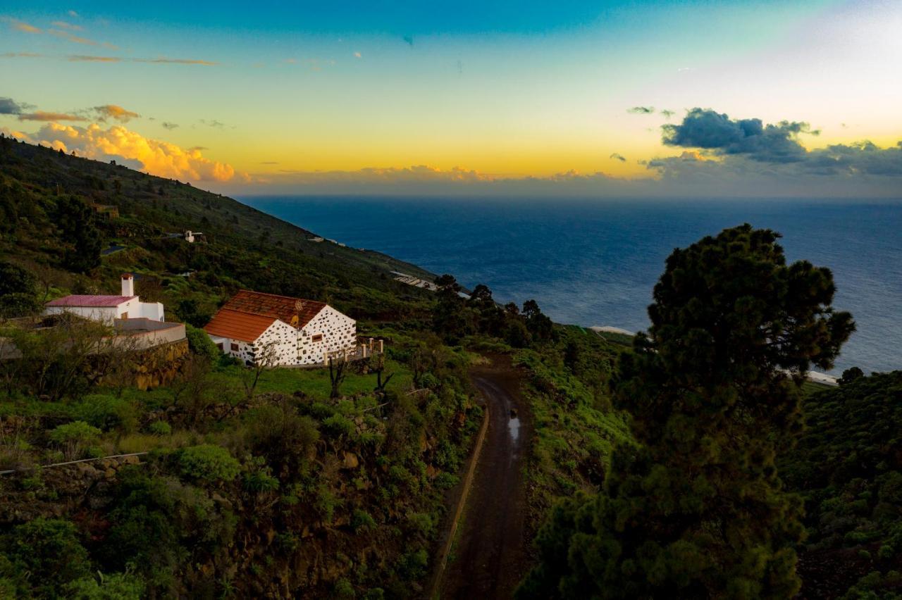 "Villa Servanda " - Relax, Nature, Wide Views Of The Sea And A Starry Sky Пунтагорда Экстерьер фото